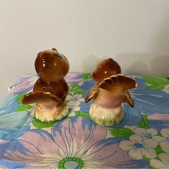 Vintage Lefton Norcrest bird Salt & Pepper shaker set Anthropomorphic rare - Picture 5 of 13